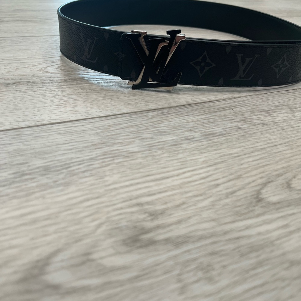 Louis Vuitton Dark Leather Belt - Picture 2 of 3